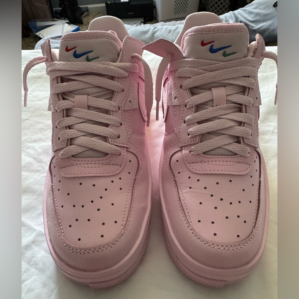Nike Shoe (Pink)